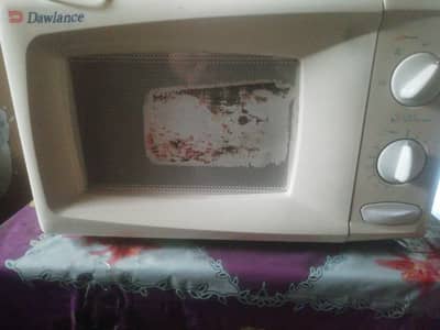 microwave oven