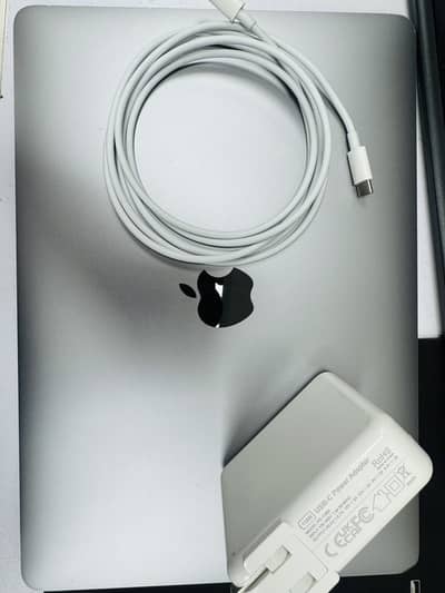 MacBook Pro 2020 16-500