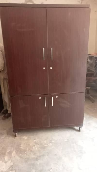Wood Almari