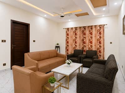 1 Kanal Triple Storey House