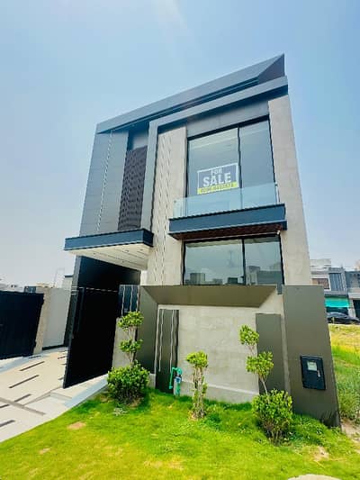 3 Bed Room House Available For Sale