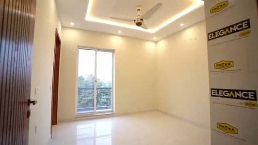 3 Bed Room House Available For Sale