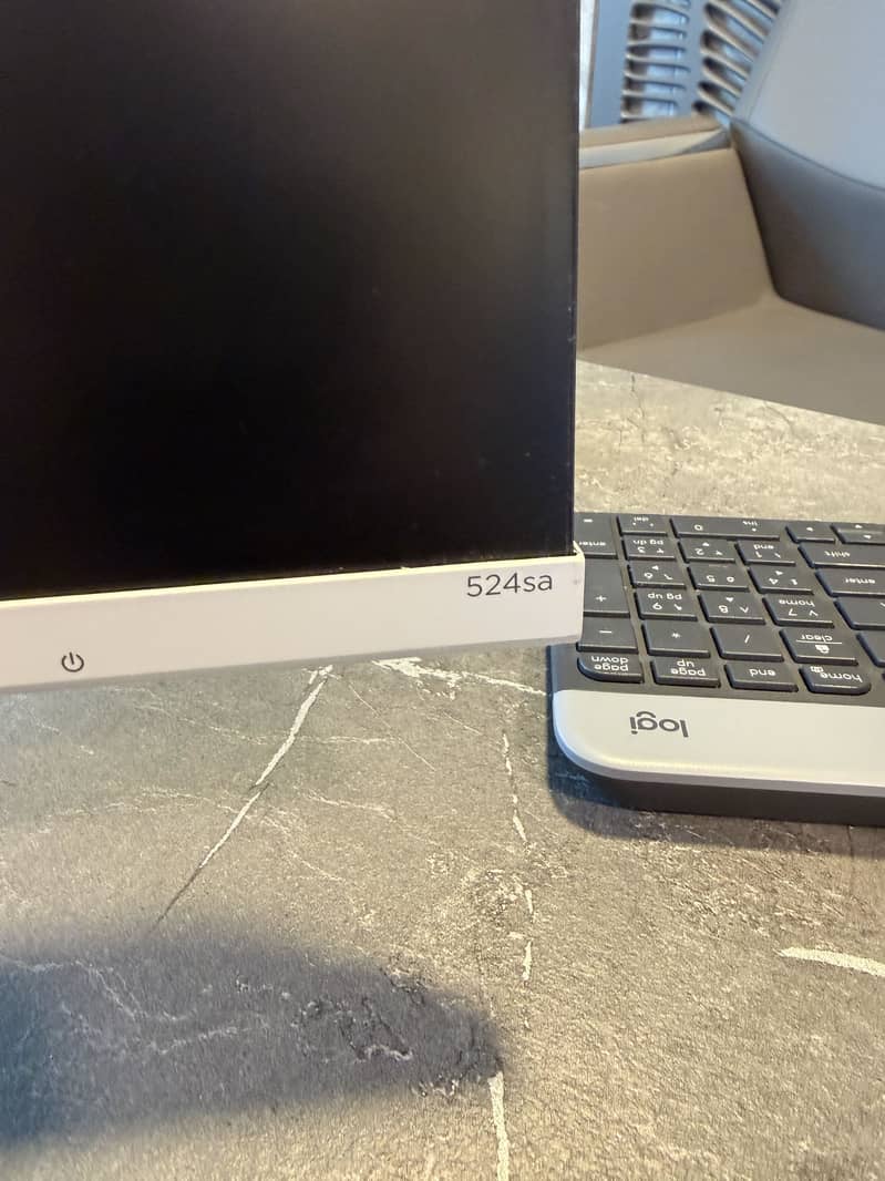 HP External Screen 1