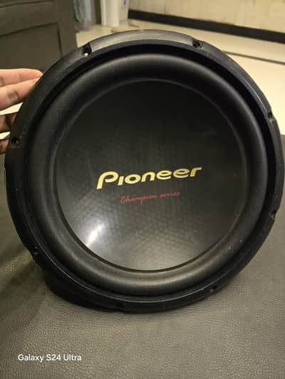 Rockmars & pioneer  woofer