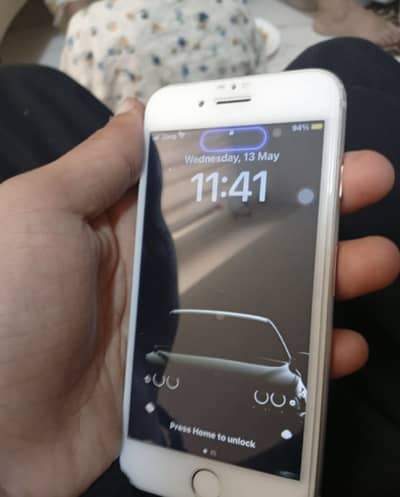 iPhone 8