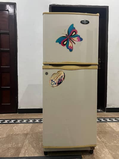 Dawlance 9122 Double Door Refrigerator – Excellent Cooling Condition