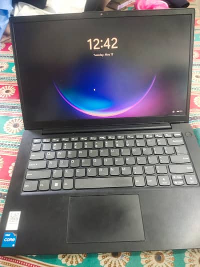 Lenovo laptop 10/10 /12 Gen/core i5 /238GB SSD