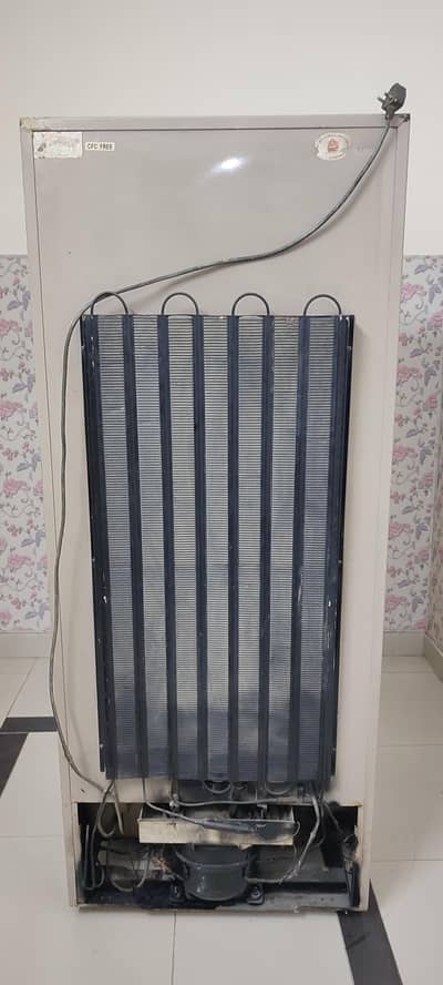 Dawlance fridge used