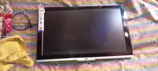 royal star led 24 inches