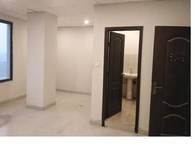 Area 350 Square Feet Brand New Corporation Office Available For Rent In Main Boulevard Road Gulberg 3 Lahore