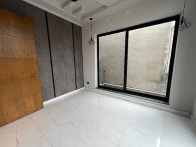 5 MARLA HOUSE FOR SALE