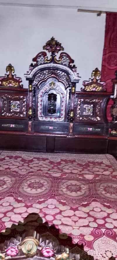 bed and showcase
