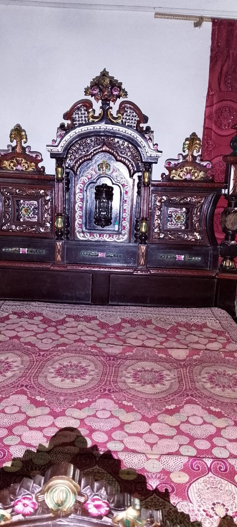 bed and showcase 1