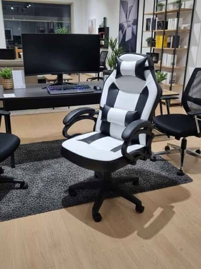 REVOLVING CHAIRS | CHAIRS || GAMING CHAIRS || EXCEUTIVE CHAIRS | BOSS