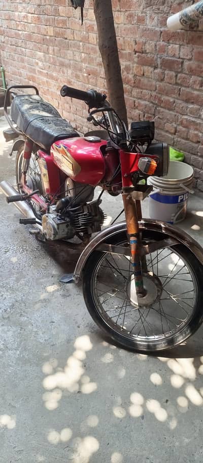 Har Tarah Se okay Hai engine Mein Koi Kam Nahin Hai
