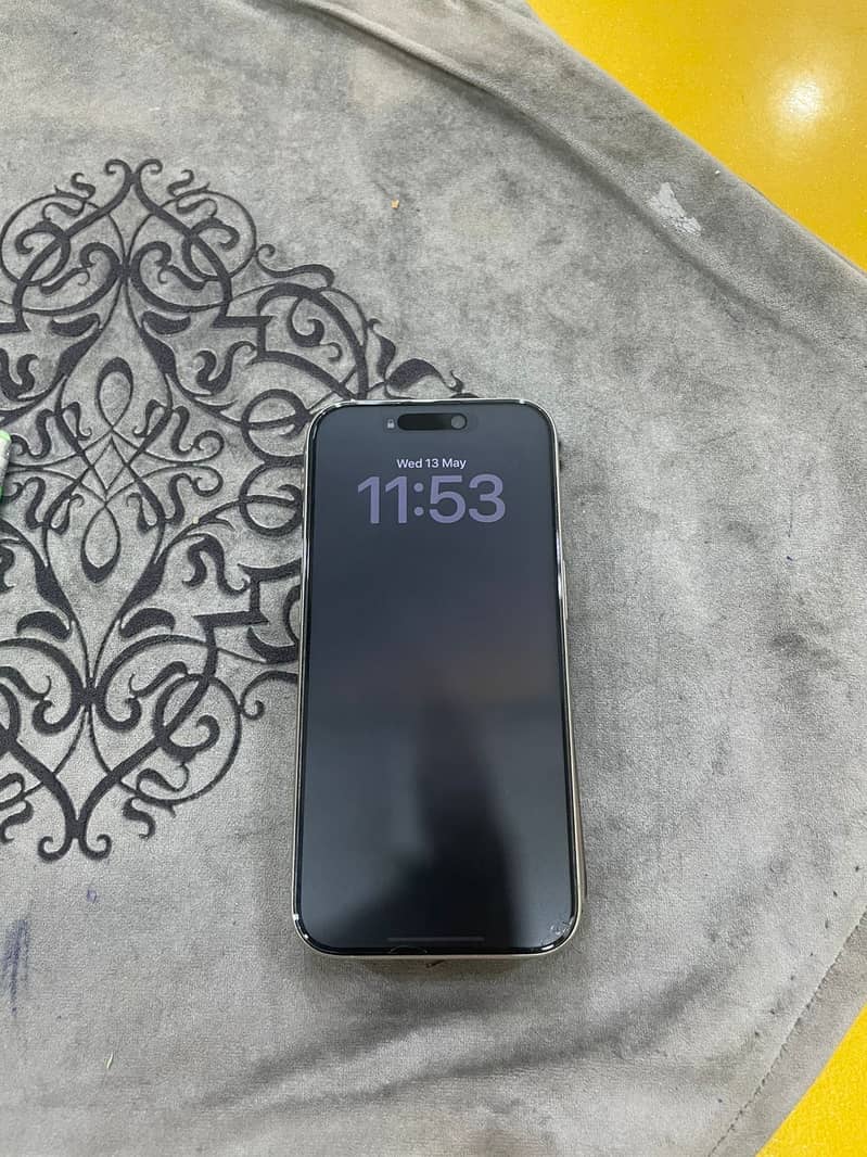 iPhone 15 Pro 256GB – Official PTA – 92% Battery 2