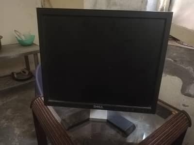 Lcd 17 inches