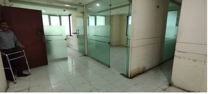 Brand New Building Semi Furnished Area 700 Square Feet Available For Rent Corporate Office In Main Boulevard Road Gulberg 3 Lahore