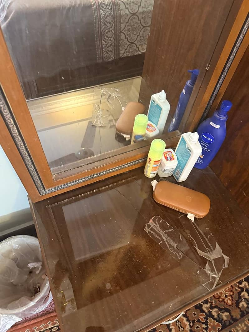 dressing table 2