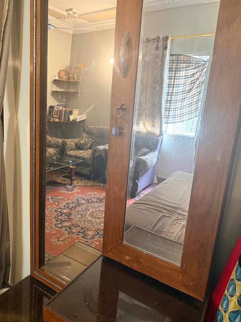 dressing table 3