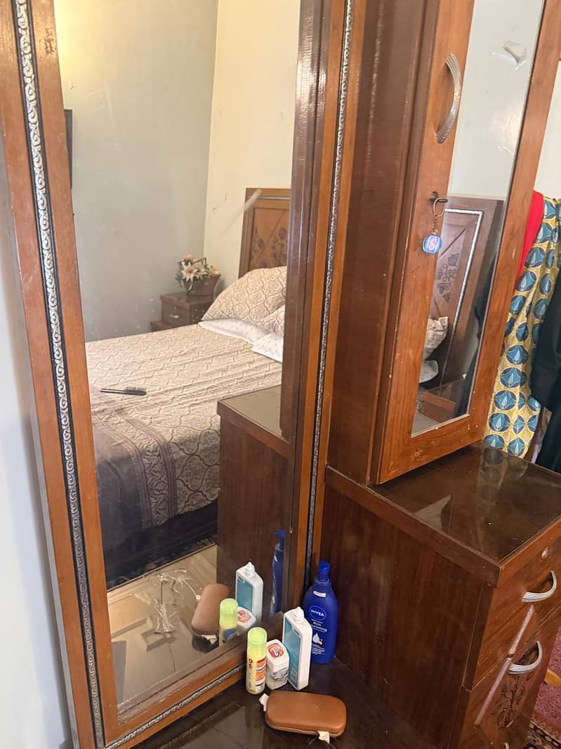 dressing table 4