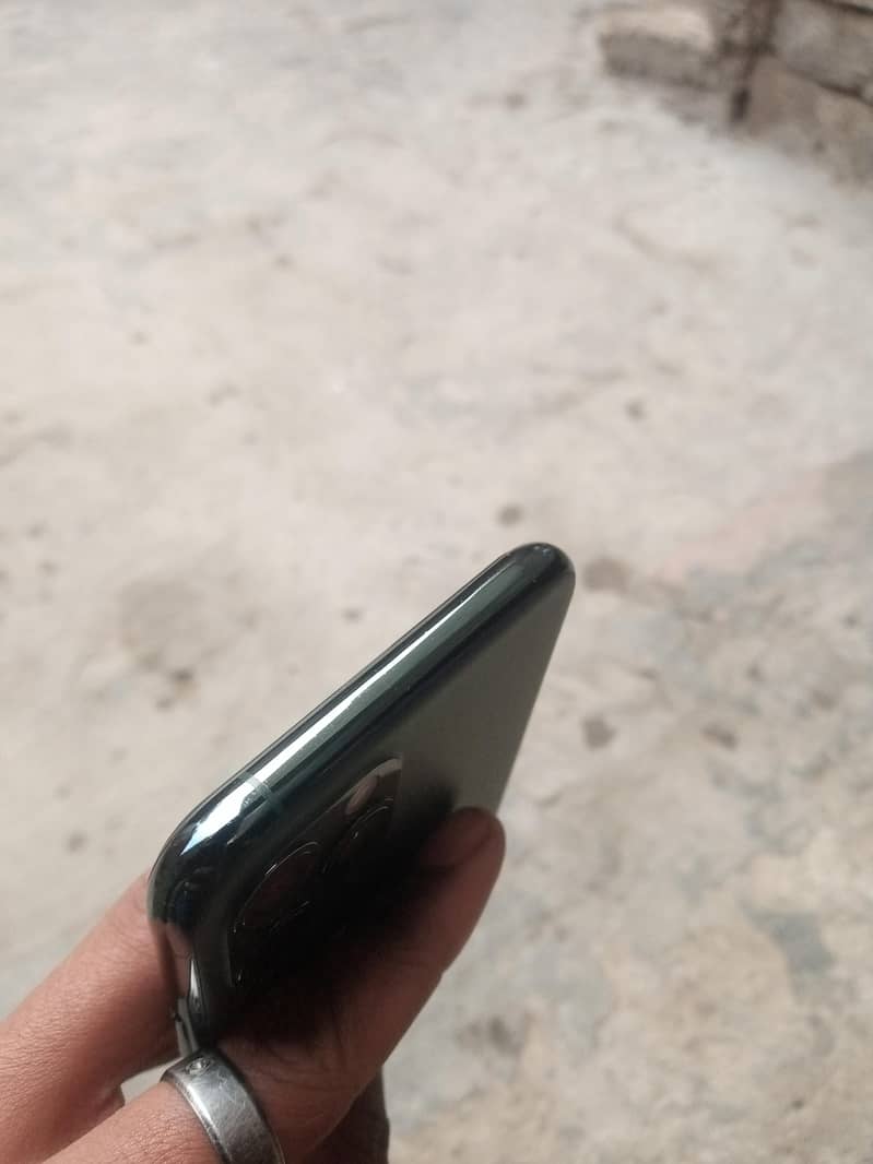 I phon 1