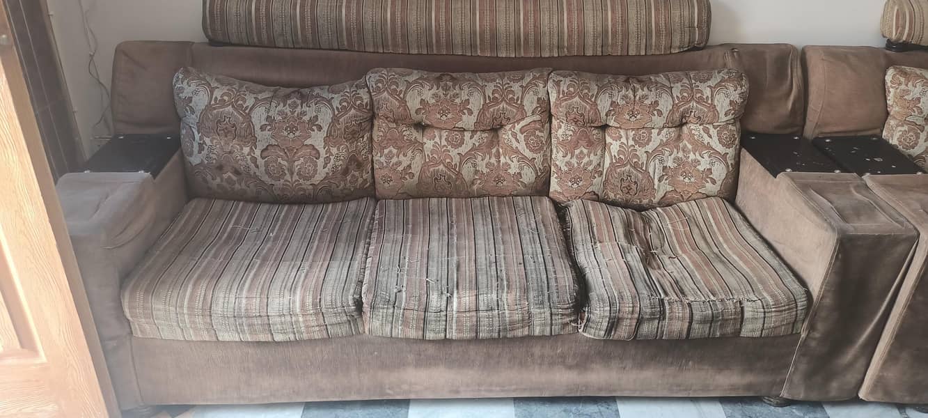 6 seeter sofa 3