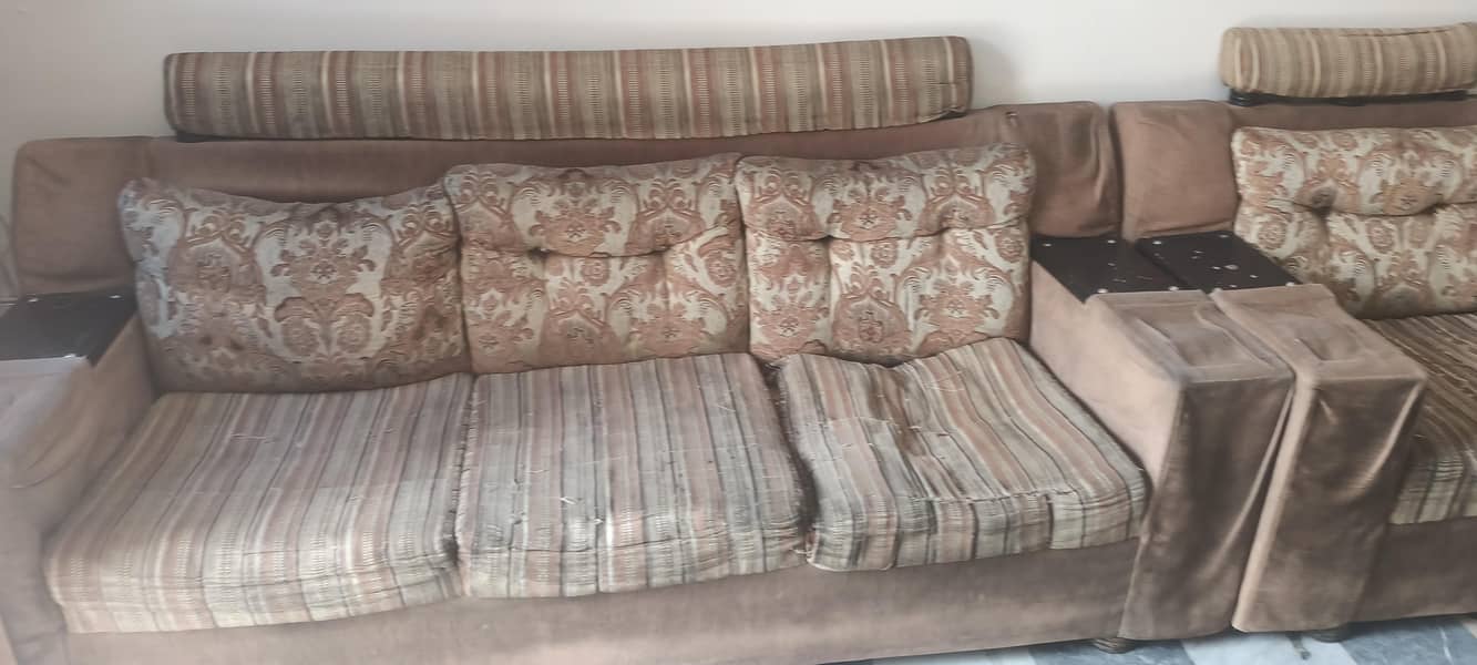 6 seeter sofa 7