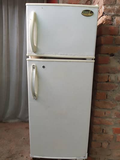 l am selling my fridge