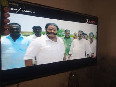 40 inch LED sale noble condition 10 by 10