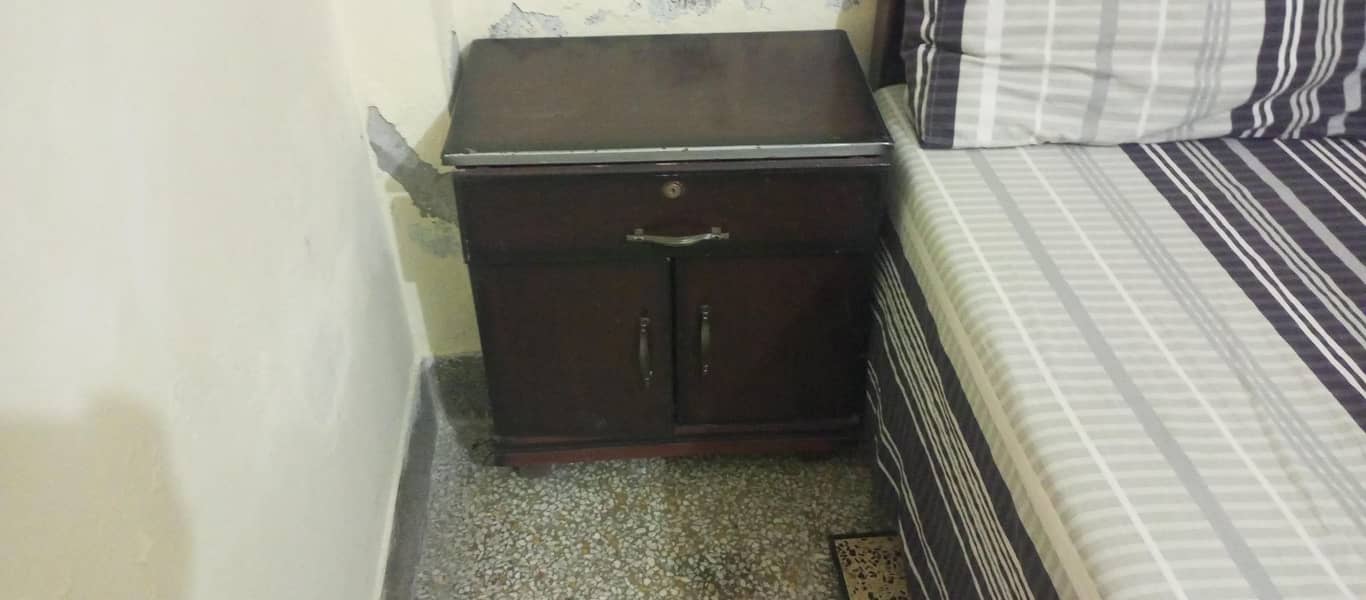bed set dressing table 1