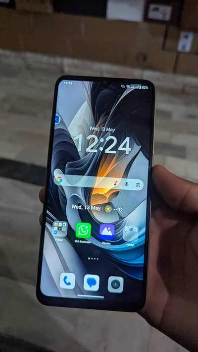 Realme C63