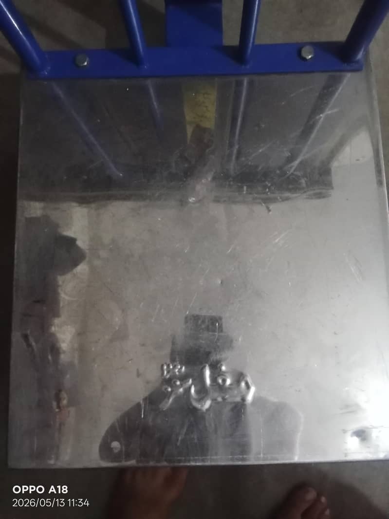 Computer scale 0