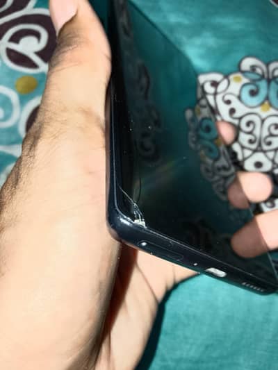 tecno camon 30s 8/256 condition 10/8 edge Screen under finger print
