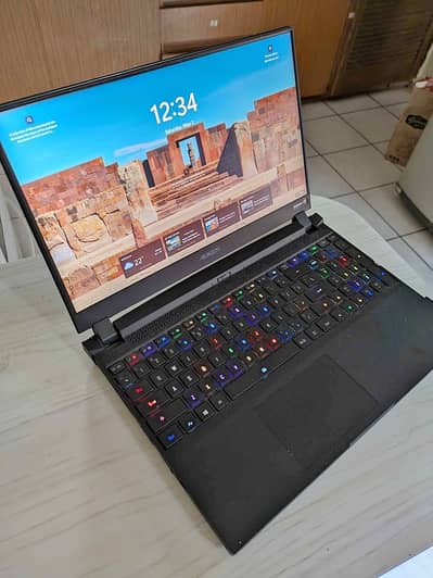 Aorus 15G i7 RTX3070 gaming laptop