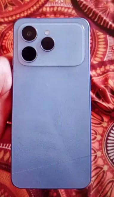 Tecno spark 40
