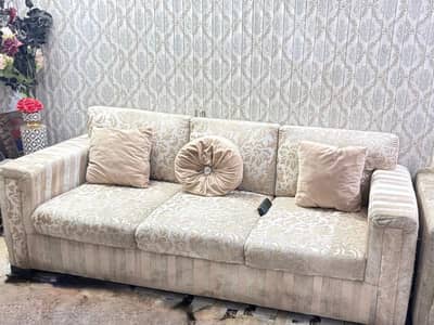 dulex sofa set