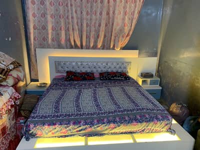 Luxury Wooden Bed Set for Sale | Stylish & Durable Bedroom Furniture
