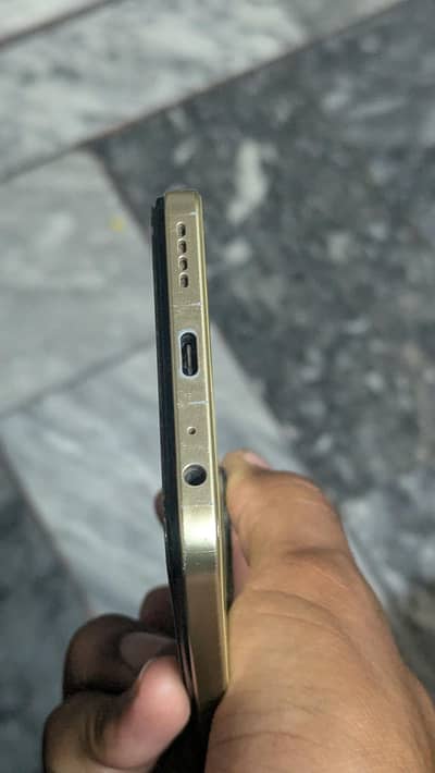 vivo y35 10/08 condition