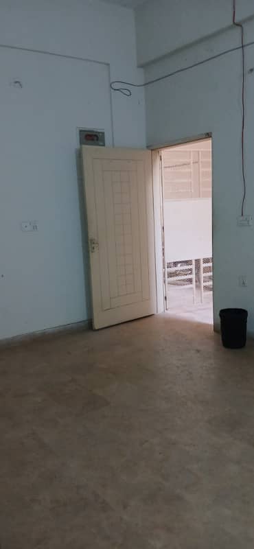 2 bed lounge available for rent