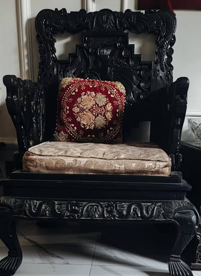 Elegant Handcrafted Diyar Sofa Set – Timeless Beauty & Premium Quality