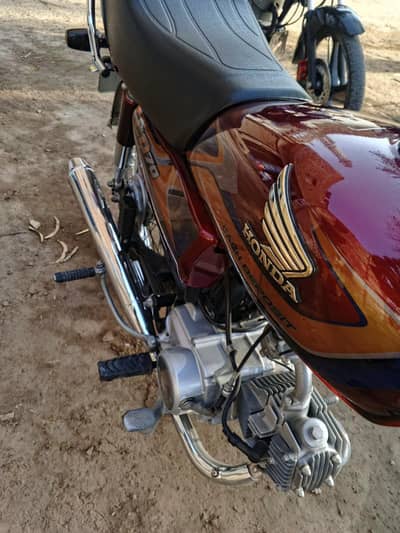 Honda CD 70 2025 10k driven number Laga hua hai 03267003587 ryk