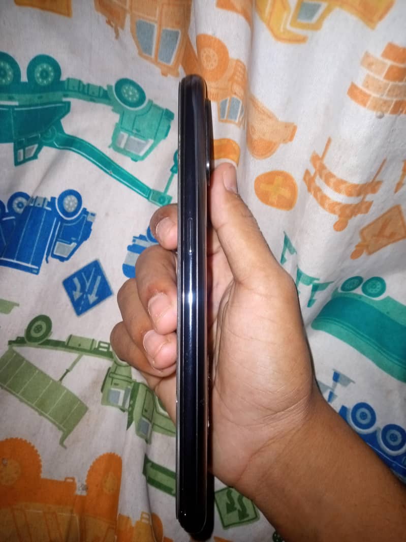 Mobile 3