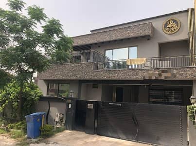 Phase 7 Kanal Corner House With Basement