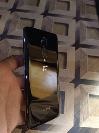 All ok just screen main shade Hy 8/256 Gb memory