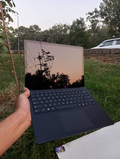 Microsoft Surface Laptop 4 Core i7 11th gen