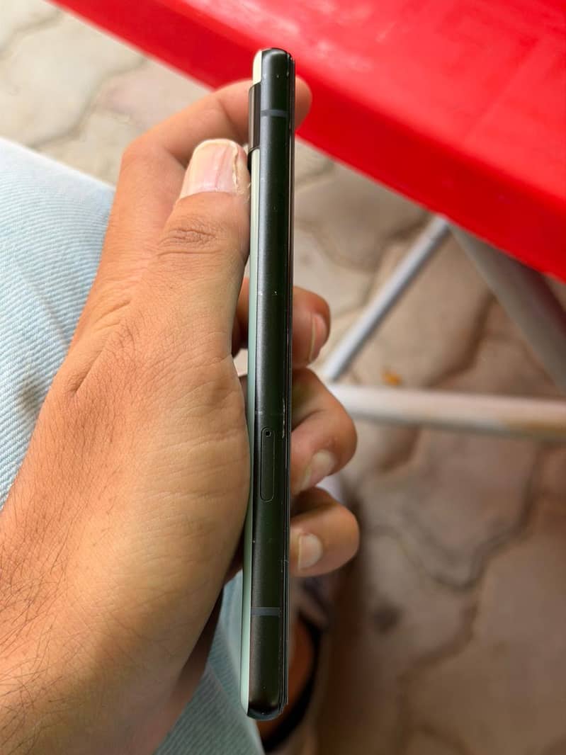 Google pixel 6a 5