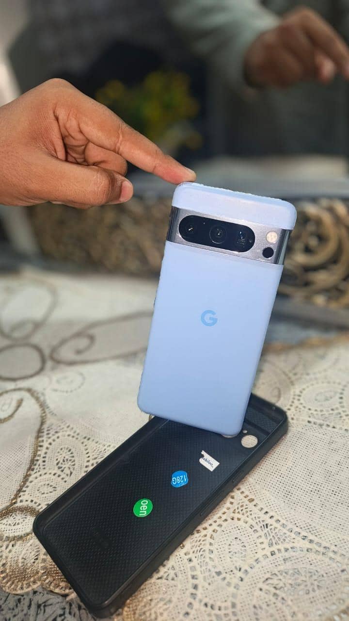 Google pixel 8pro 1