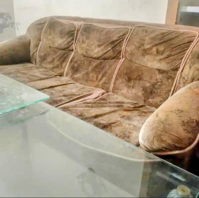 5 seater  sofa set heavy made urgent sale
