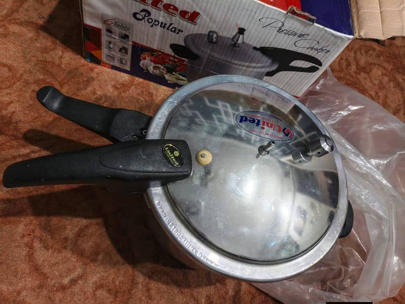 Cooker 6